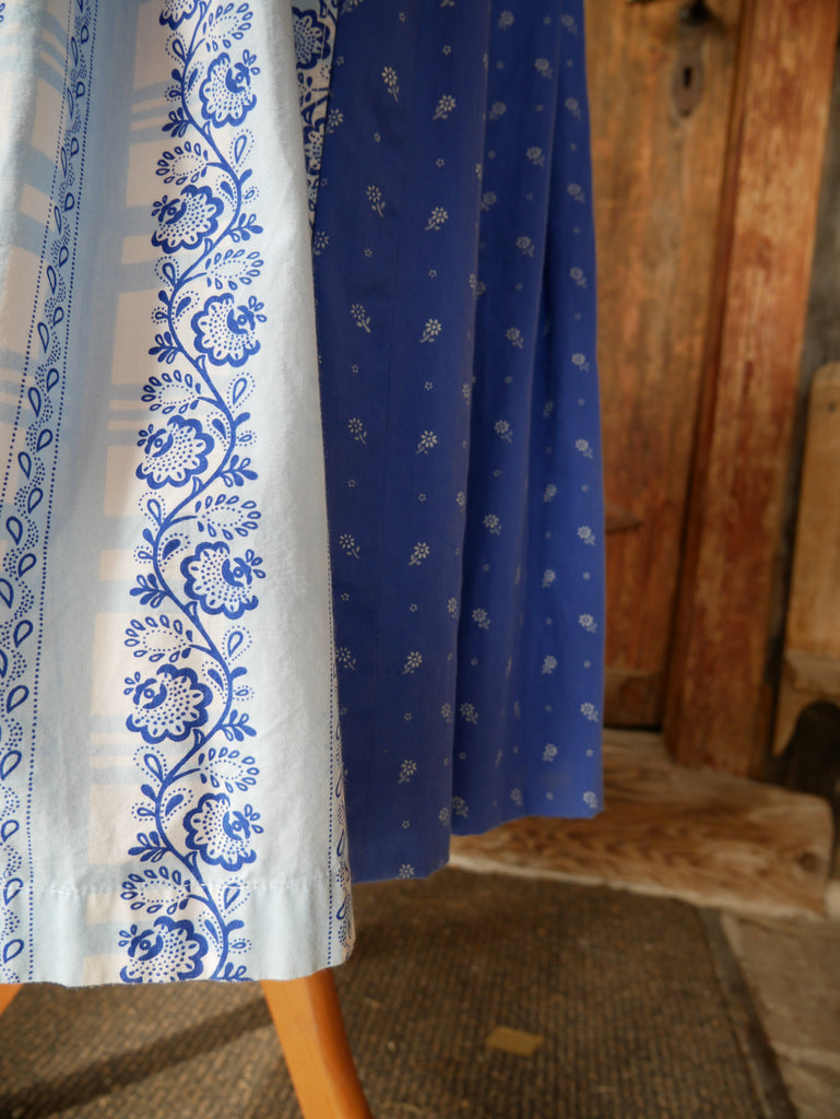 Dirndl mit 2 Schürzen