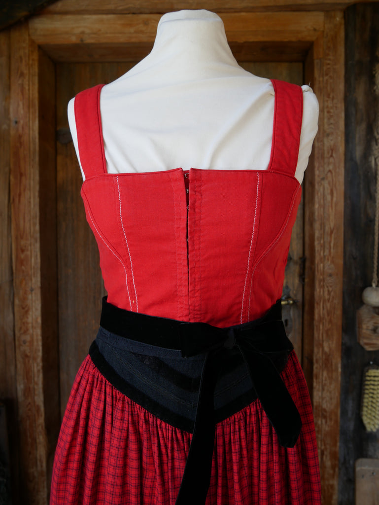 Dirndl