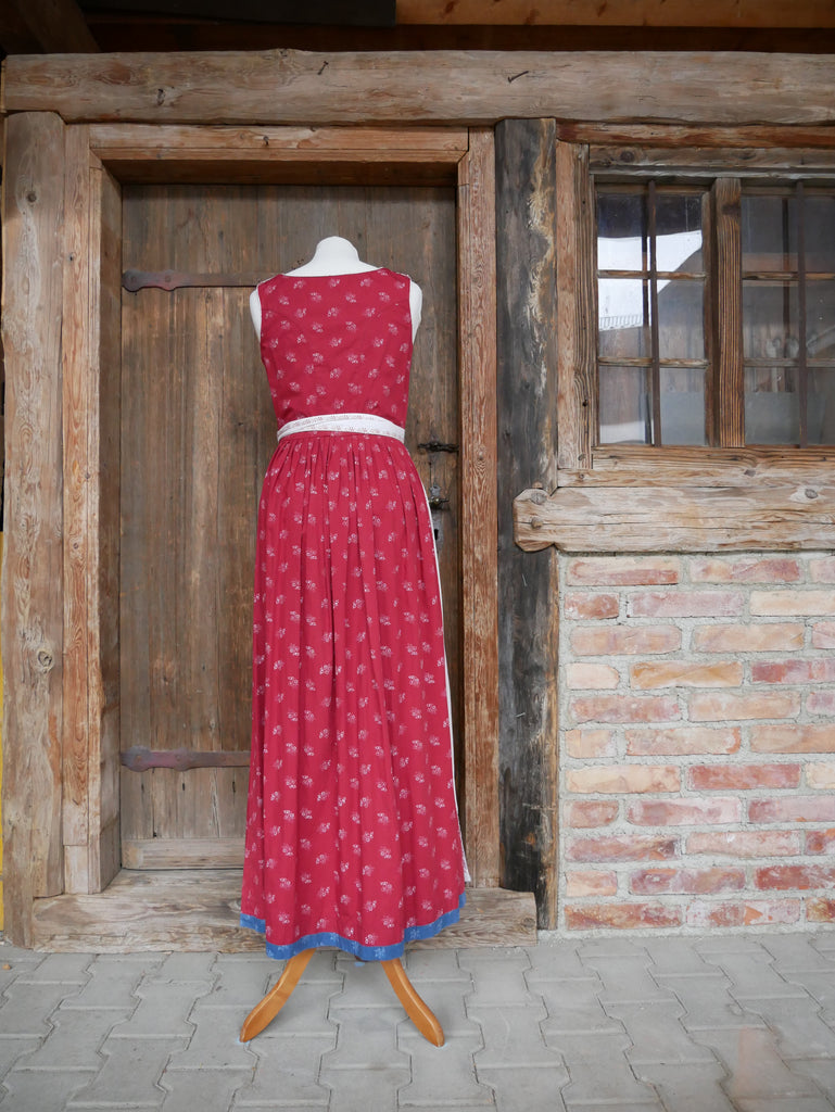 Dirndl mit Jacke